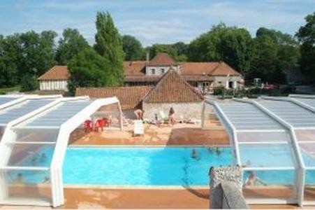 Logis - Auberge Du Colombier Guînes Exterior foto